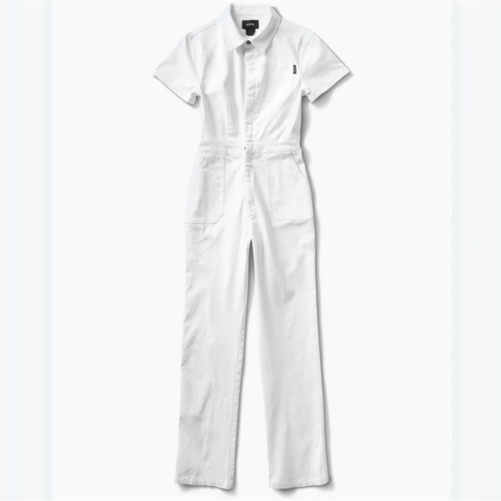NWOT WHITE JUMPSUIT SIZE L

ATWYLD - Pit Crew Jumpsuit

Never worn!